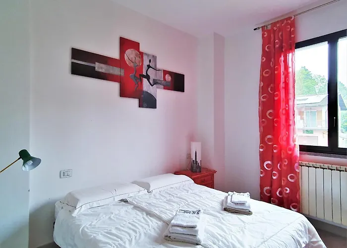 By Maggiore With Mountain Views Holiday home Brissago-Valtravaglia