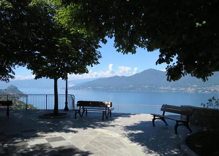 By Maggiore With Mountain Views * Brissago-Valtravaglia