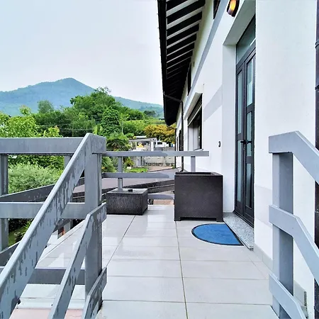 By Maggiore With Mountain Views * Brissago-Valtravaglia