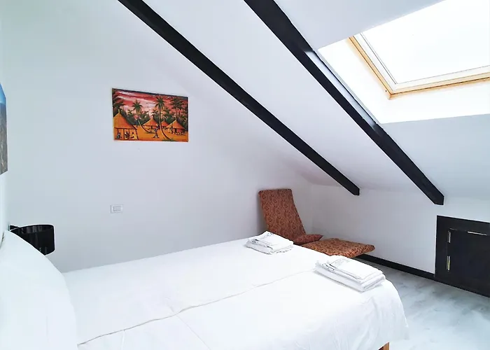 By Maggiore With Mountain Views *