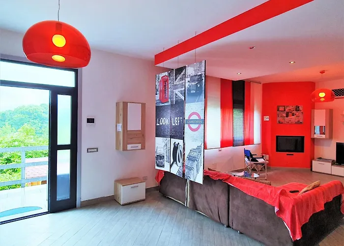 By Maggiore With Mountain Views Brissago-Valtravaglia